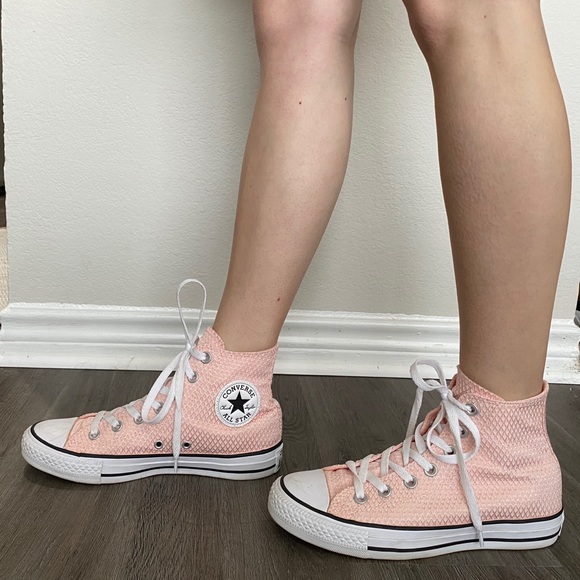 champagne converse